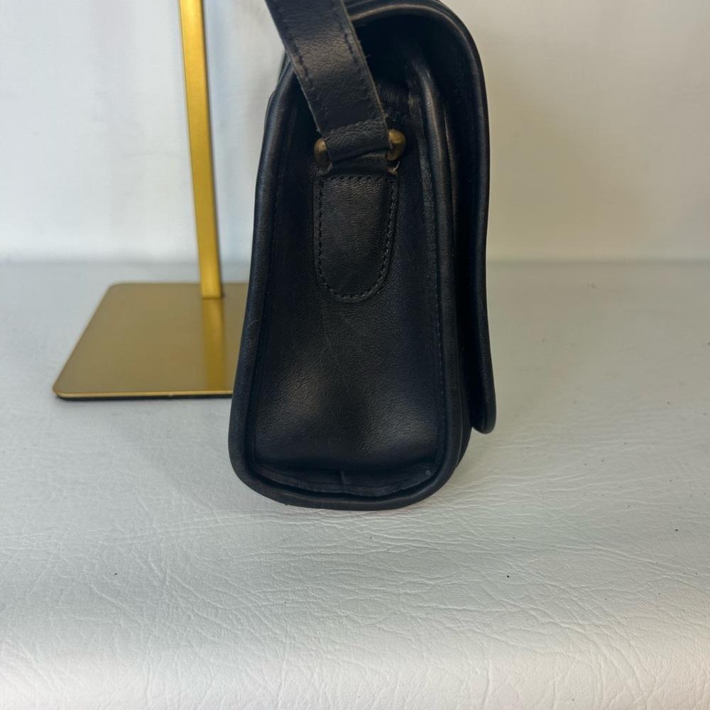 Coach Vintage 9812 Ridgefield Flap
Turn Lock Crossbody Leather Bag Black
USA - Picture 4 of 16